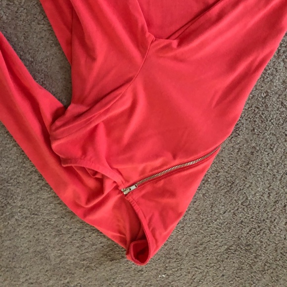 Express long sleeved dress - Picture 3 of 5